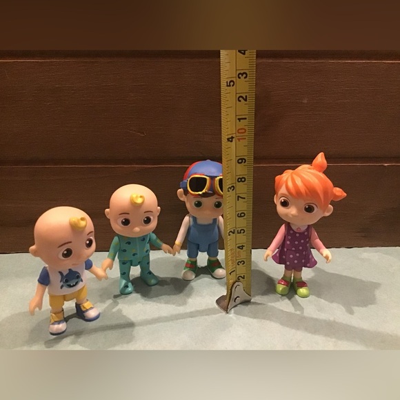 Cocomelon action figures lot of 4 - Picture 2 of 3